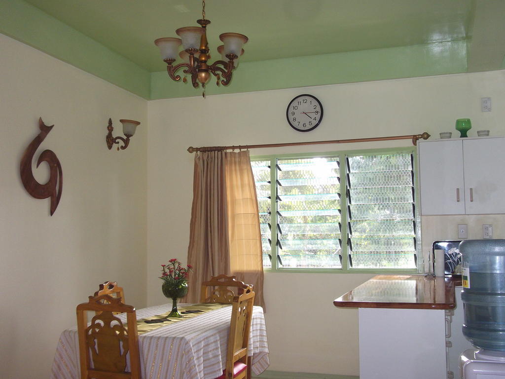 Malau Lodge 努库阿洛法 外观 照片