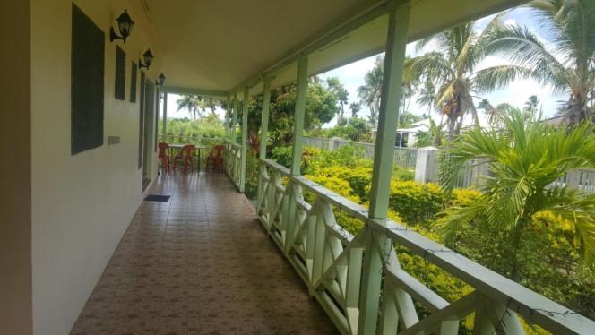 Malau Lodge 努库阿洛法 外观 照片