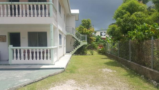 Malau Lodge 努库阿洛法 外观 照片